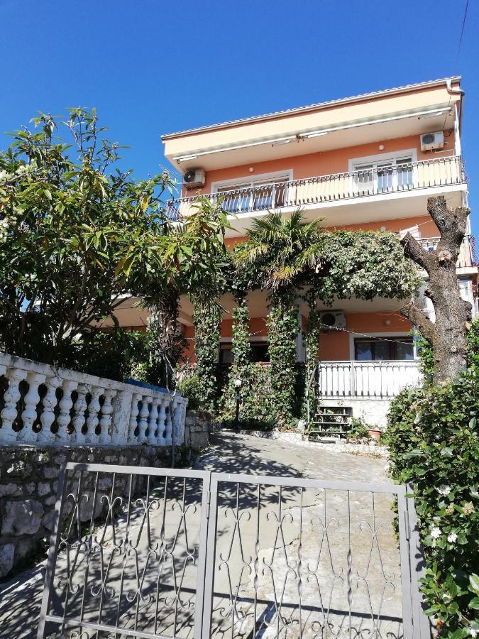 Apartmani Zafaranic Crikvenica Eksteriør bilde