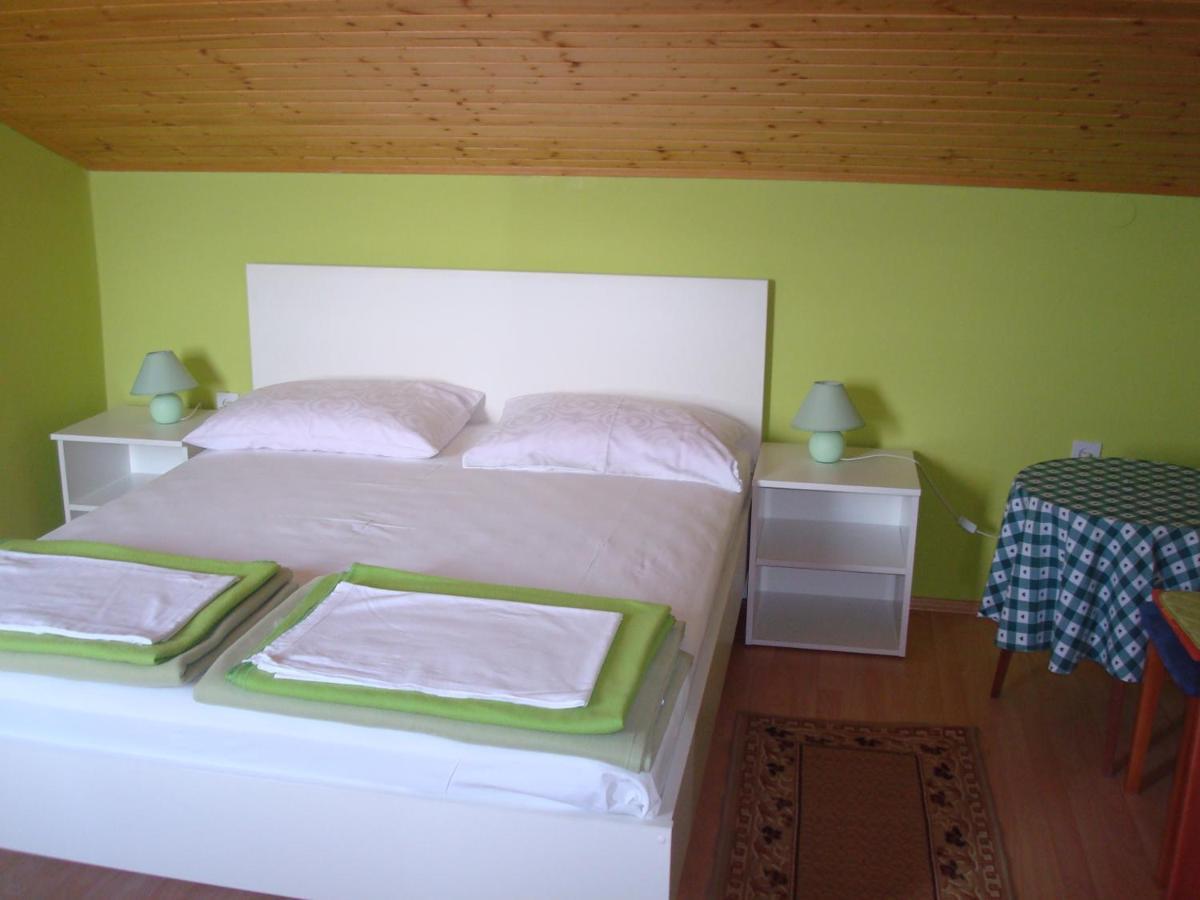 Apartmani Zafaranic Crikvenica Eksteriør bilde