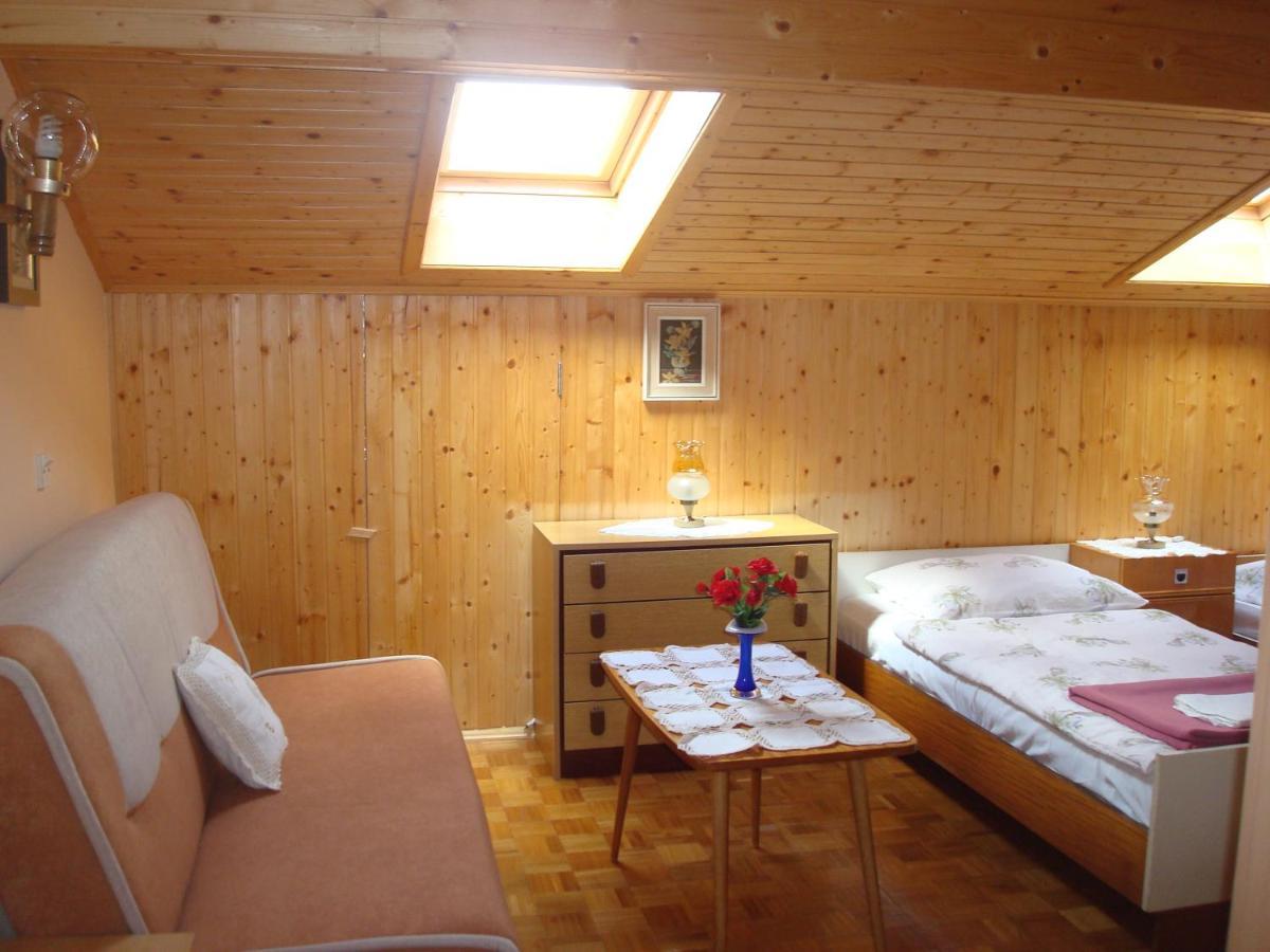 Apartmani Zafaranic Crikvenica Eksteriør bilde