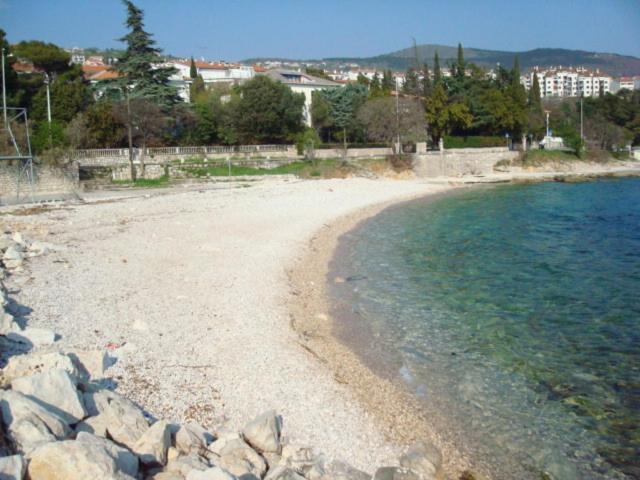 Apartmani Zafaranic Crikvenica Eksteriør bilde