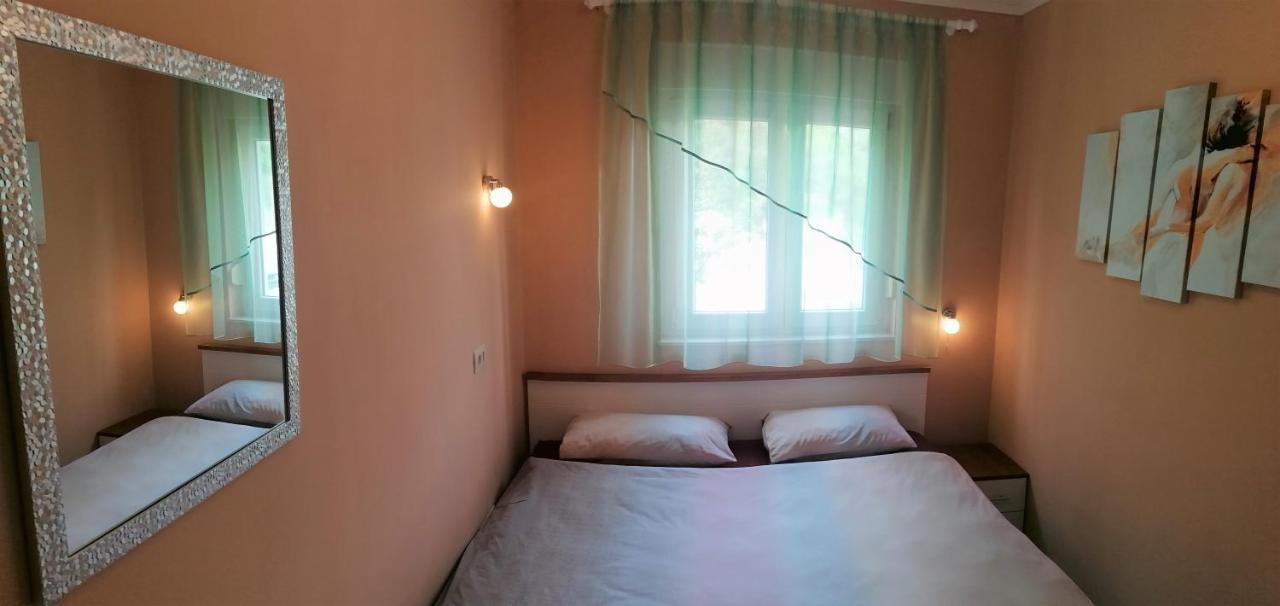 Apartmani Zafaranic Crikvenica Eksteriør bilde