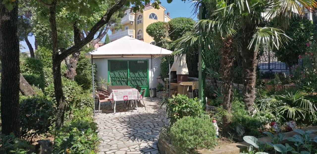 Apartmani Zafaranic Crikvenica Eksteriør bilde